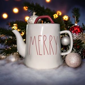Rae Dunn “Merry Christmas” Tea pot